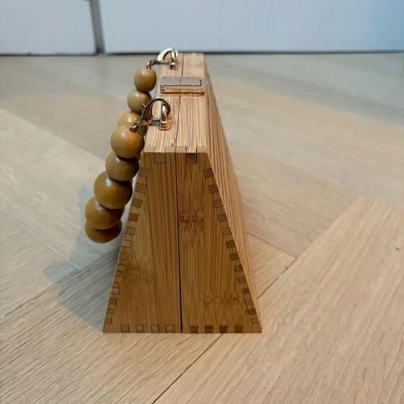 Wooden Beaded Handbag - Picture 6 of 13